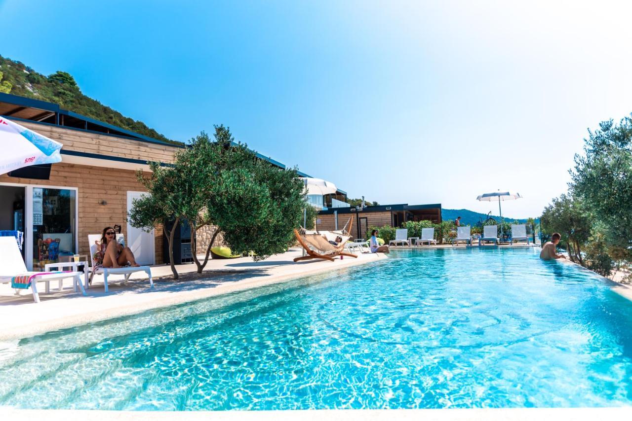 Olivia Green Camping Hotel Tisno Exterior photo