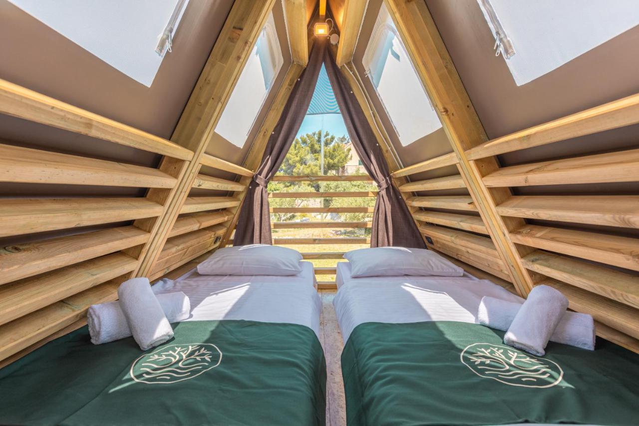 Olivia Green Camping Hotel Tisno Exterior photo