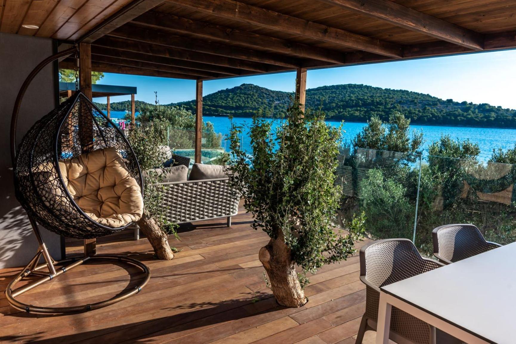 Olivia Green Camping Hotel Tisno Exterior photo